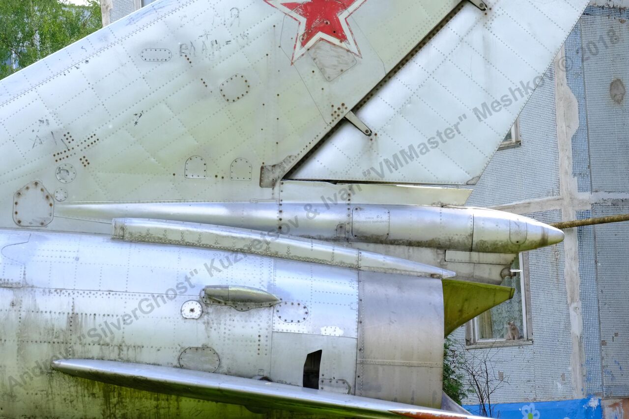Su-15_Bezhetsk_133.jpg