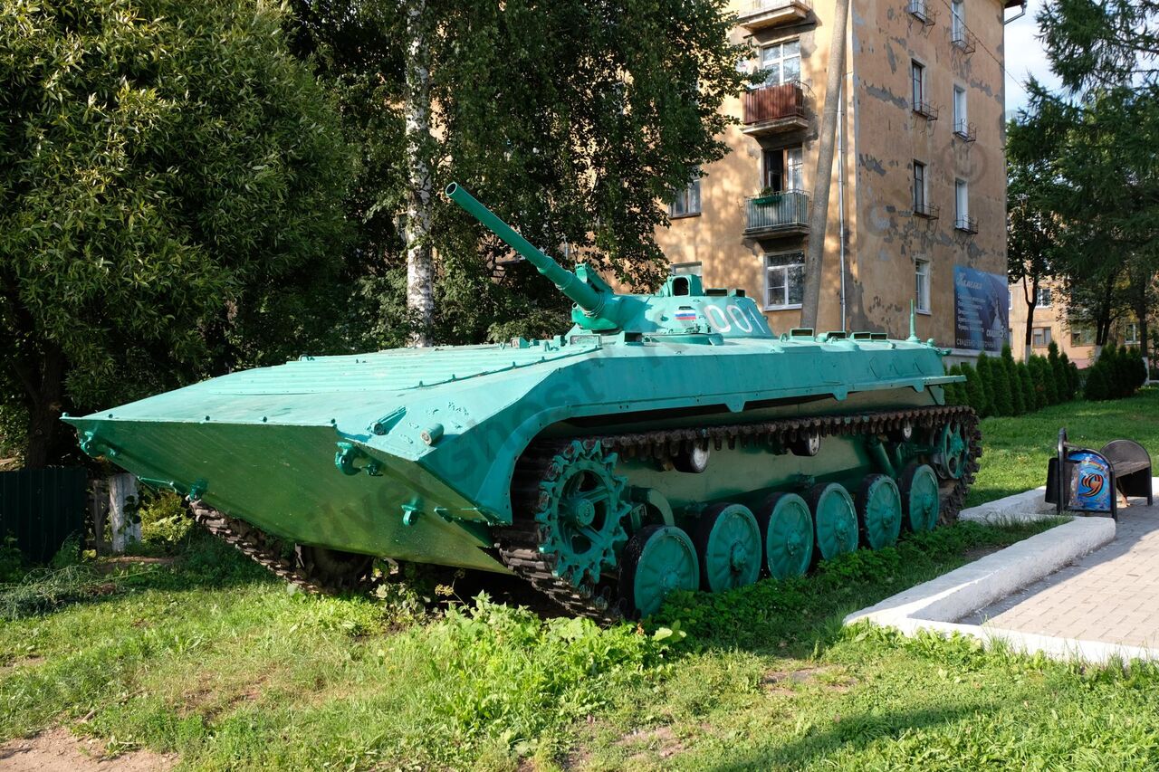 BMP-1_Bologoe_0.jpg