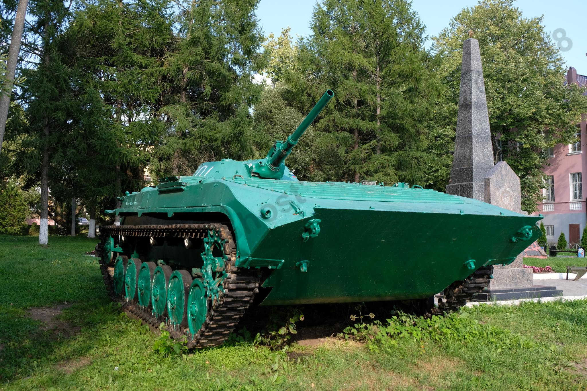 BMP-1_Bologoe_92.jpg