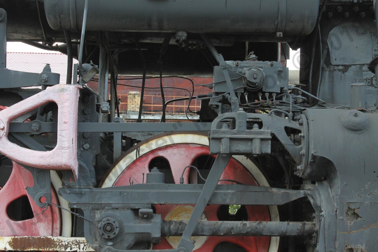 locomotive_L-4245_Bologoe_106.jpg