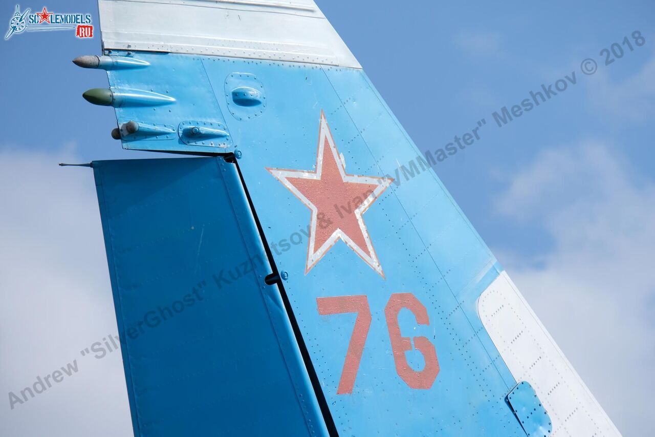 Su-27_Bologoe_112.jpg