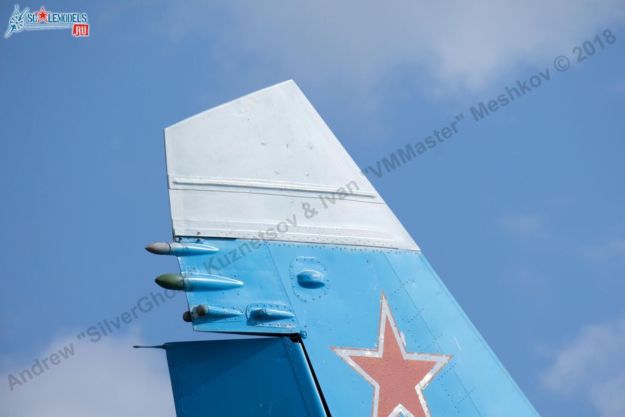 Su-27_Bologoe_113.jpg