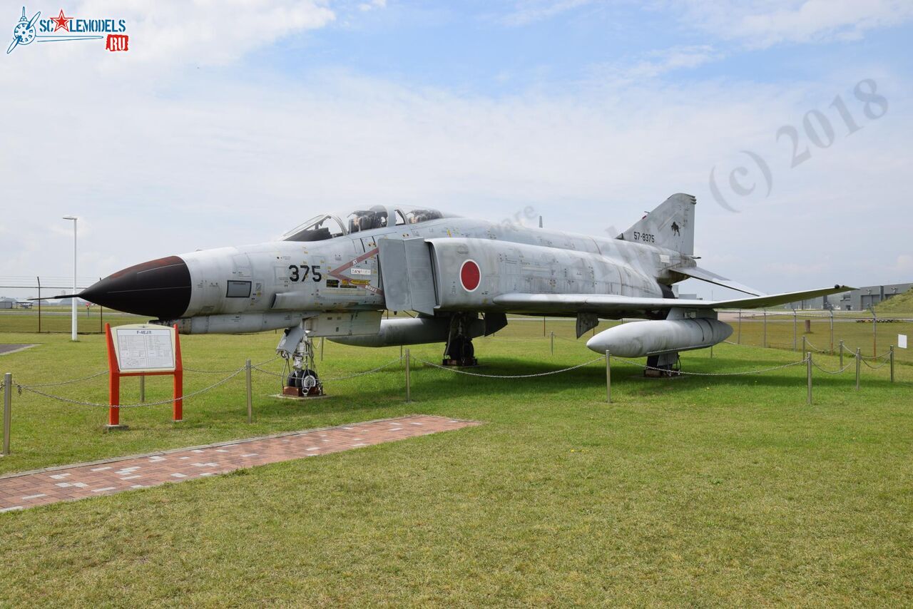 F-4EJKai_Misawa_15.jpg