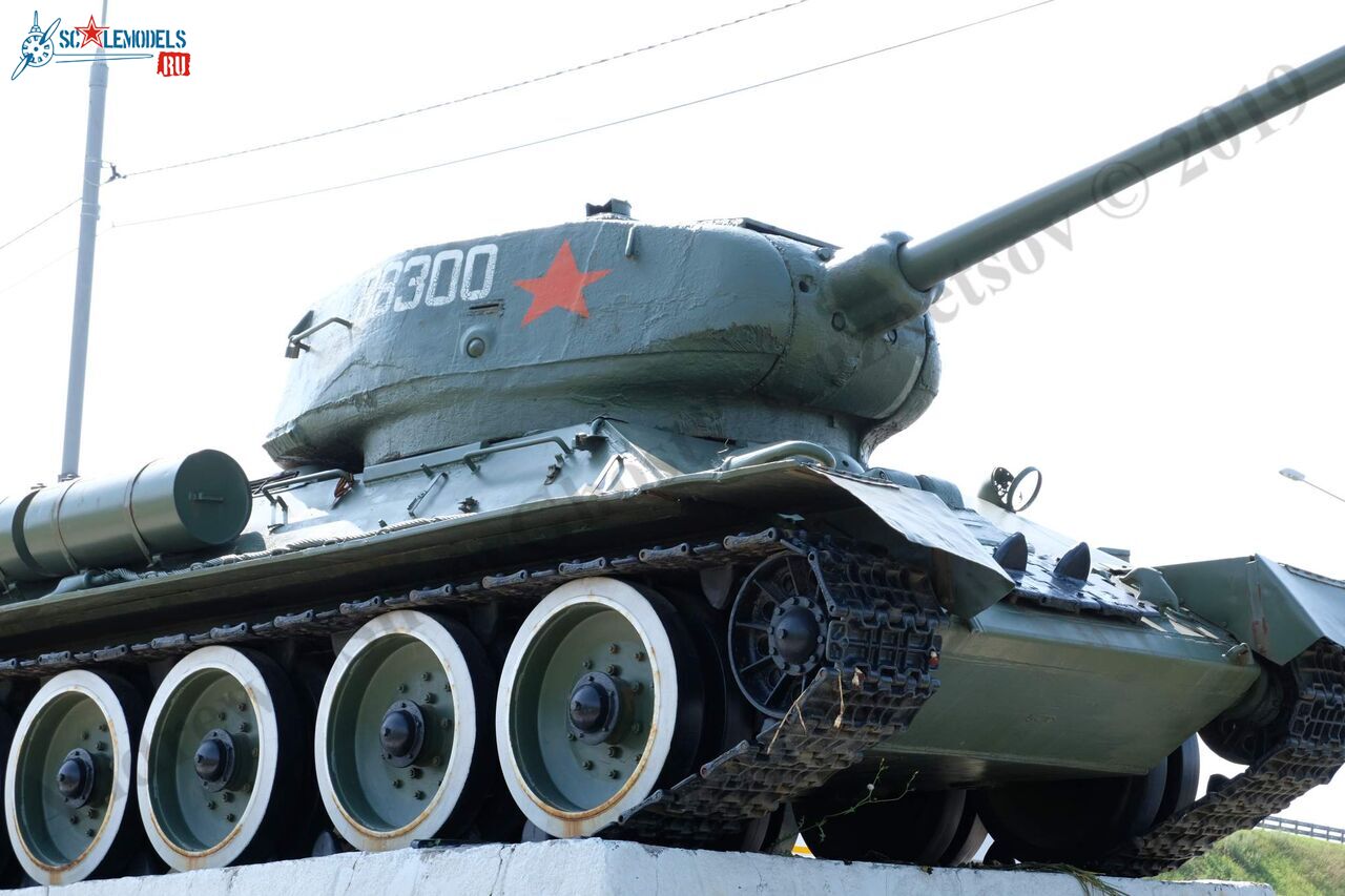 T-34-85_Tver_11.jpg
