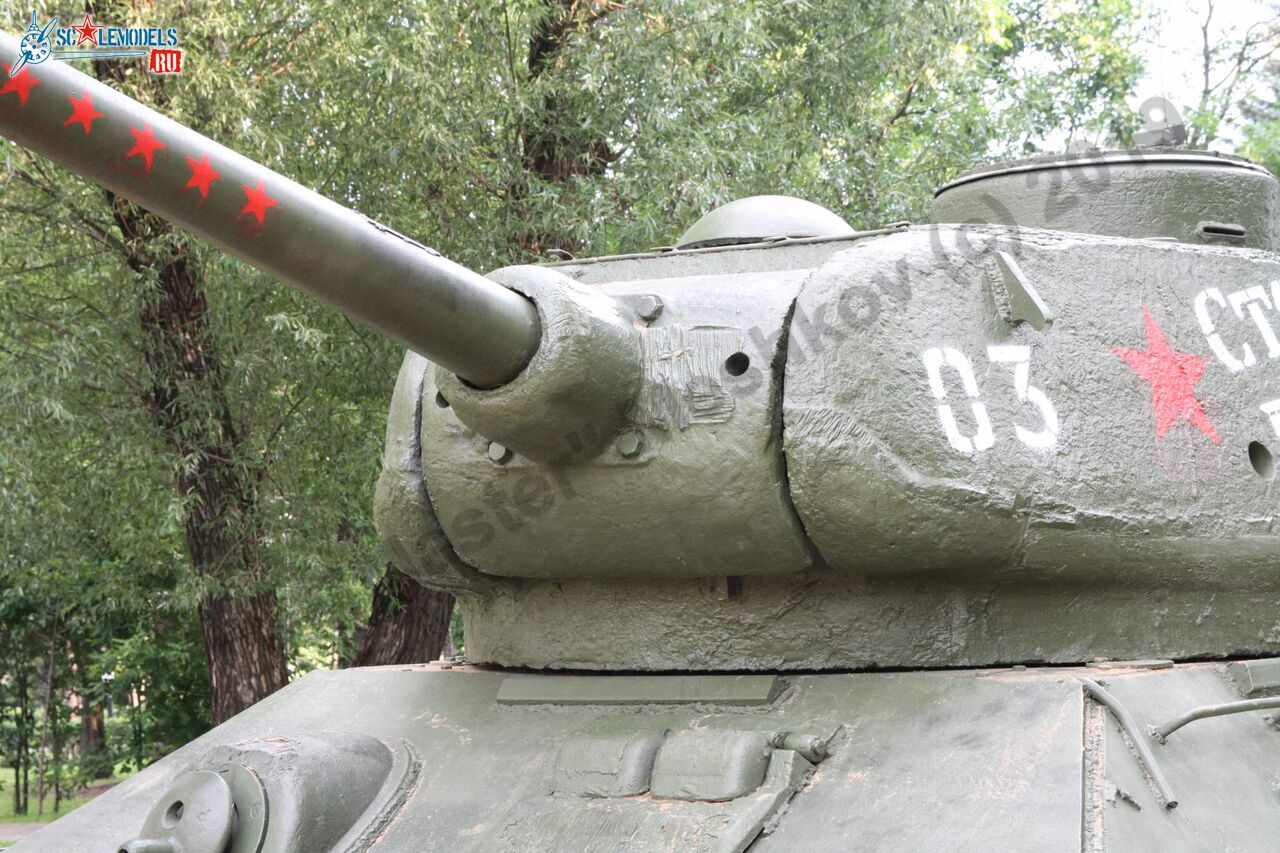 T-34-85_Tver_13.jpg