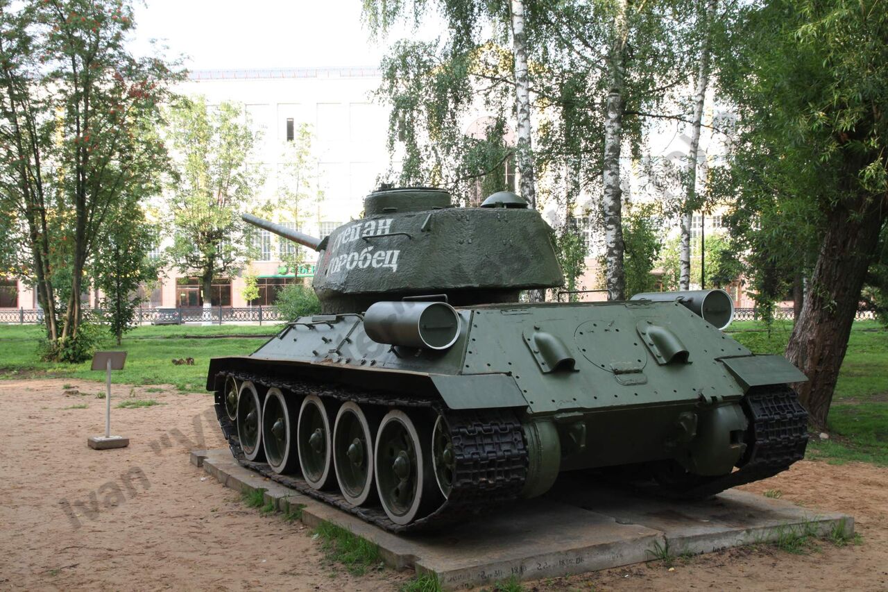 T-34-85_Tver_5.jpg