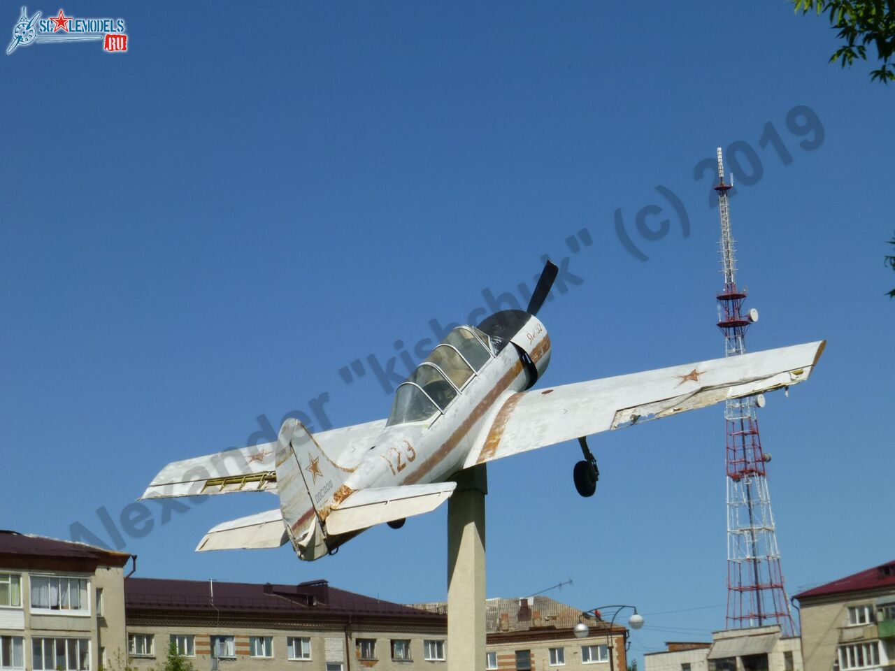 Yak-52_Tobolsk_9.jpg