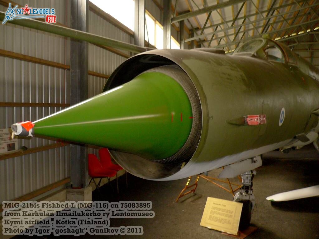 MiG-21bis (31).JPG