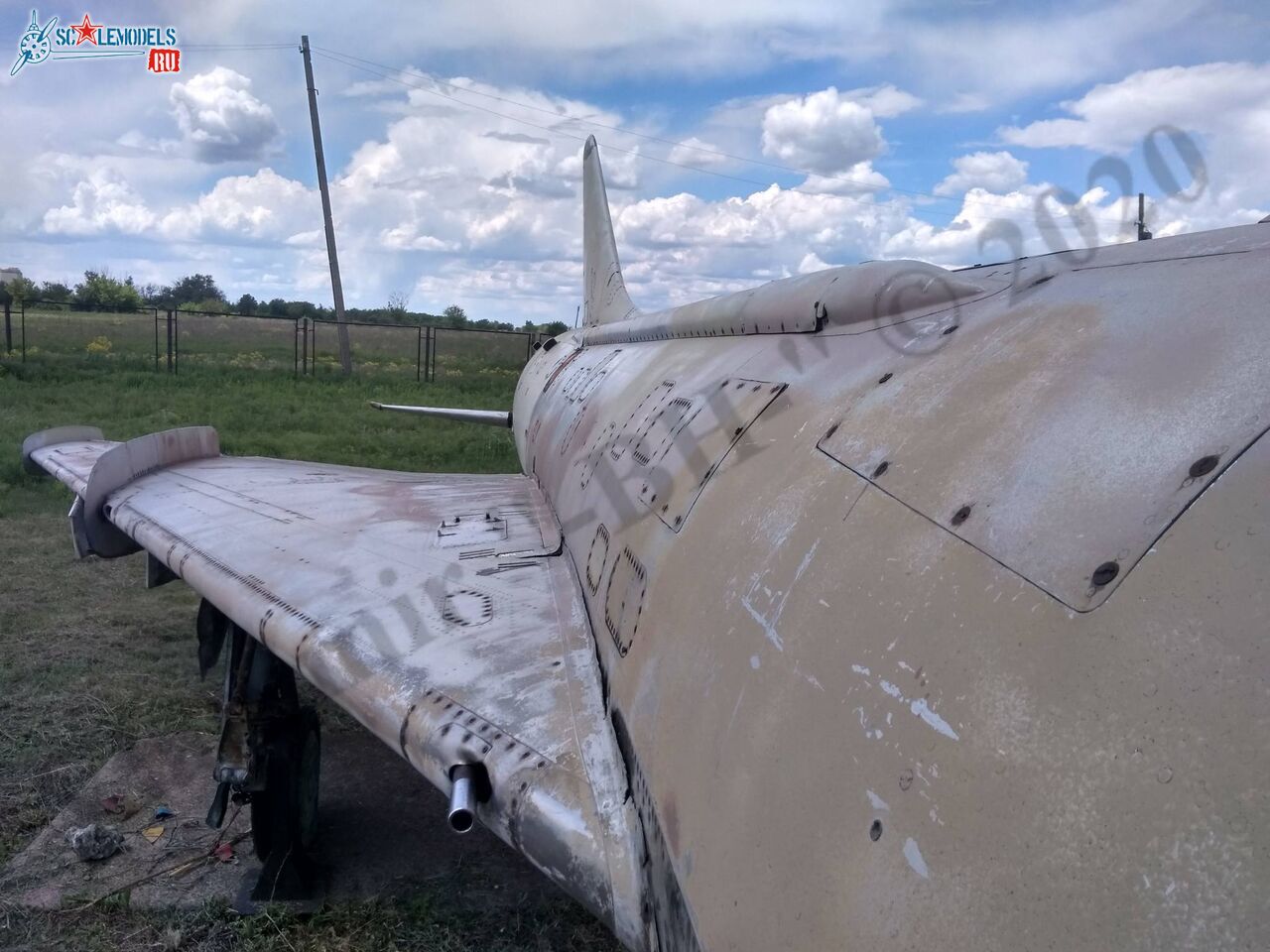 Su-7BM_Lugansk_11.jpg