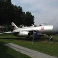 Yak-25-04