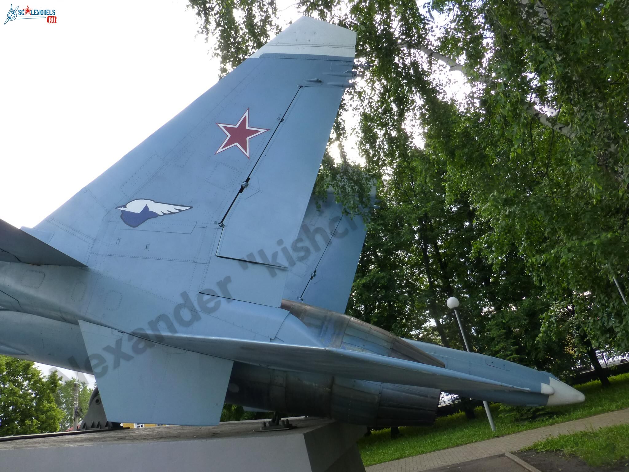 Su-27UB_Ufa_12.jpg