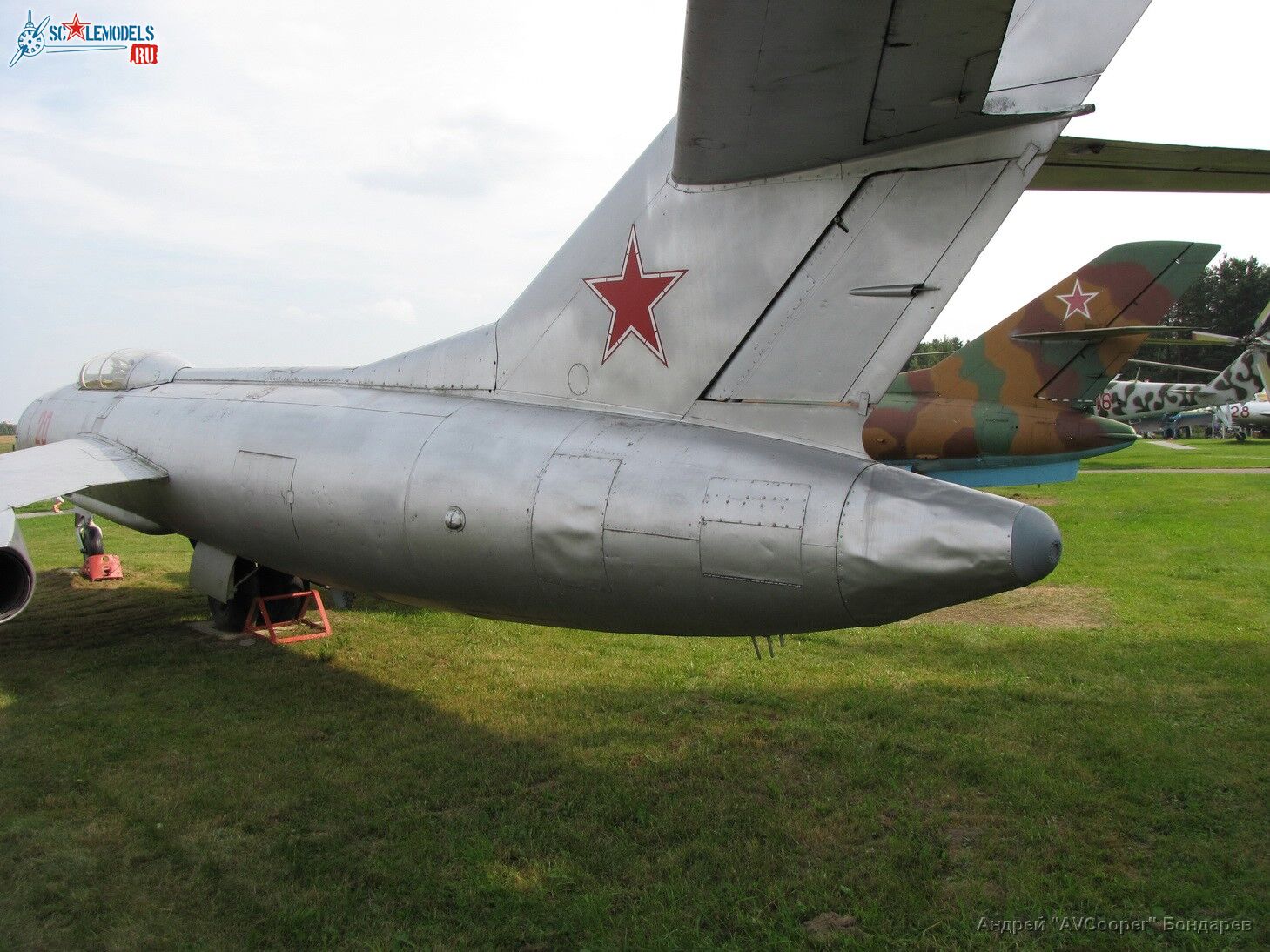 Yak-25-66