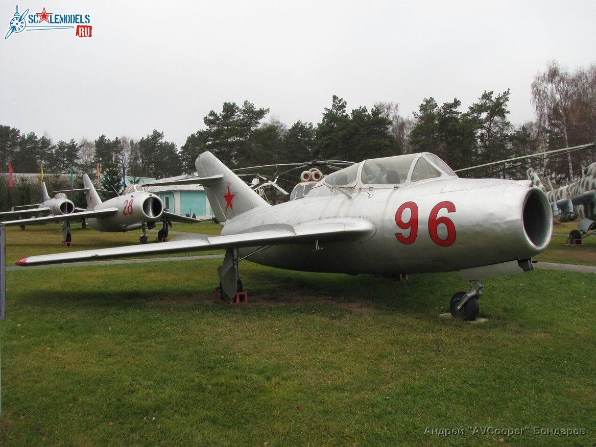 IMG_9096_MiG-15 UTI_Borovaya.JPG