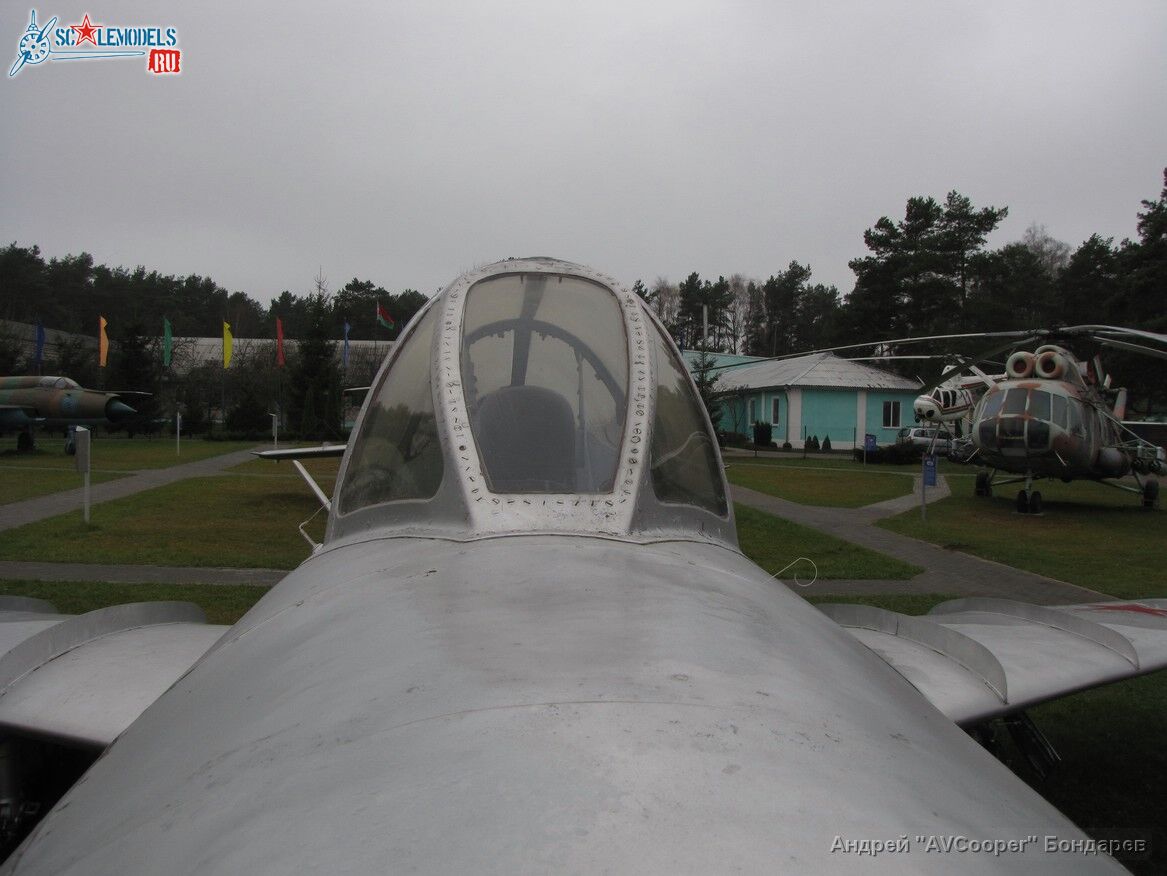 IMG_9122_MiG-15 UTI_Borovaya.JPG