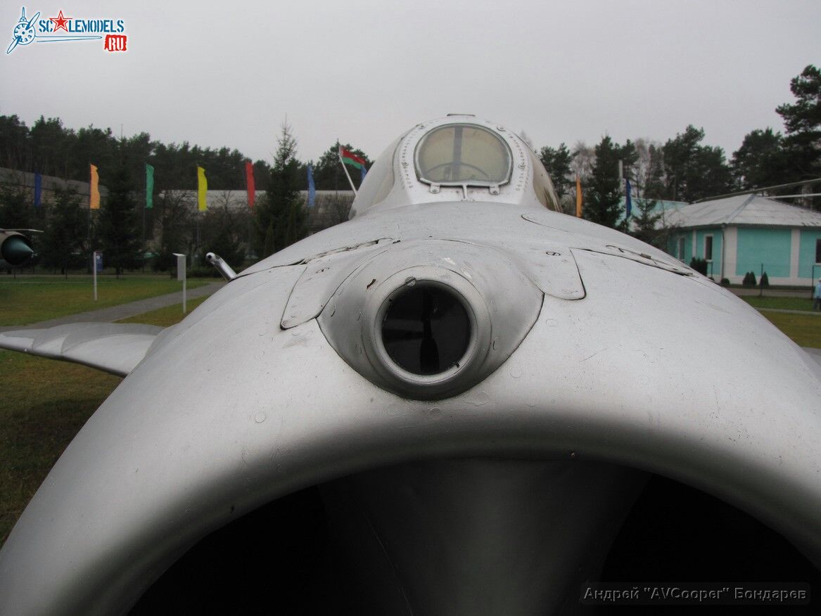 IMG_9272_MiG-17_Borovaya.JPG