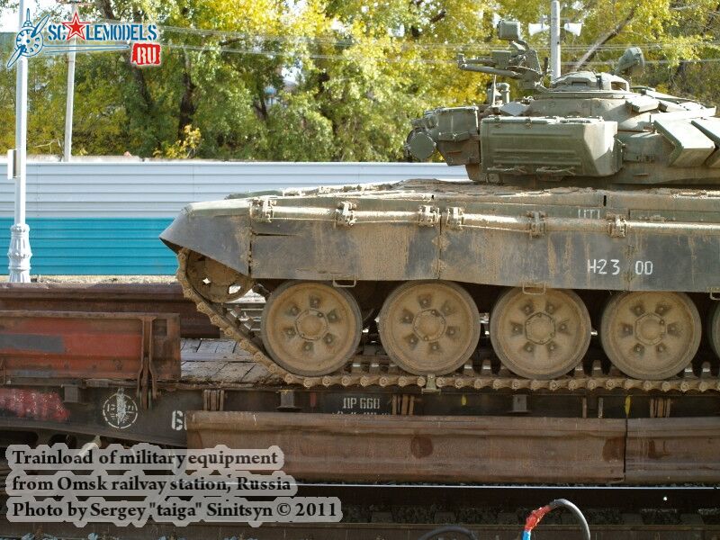 tanks_in_omsk_0045.jpg