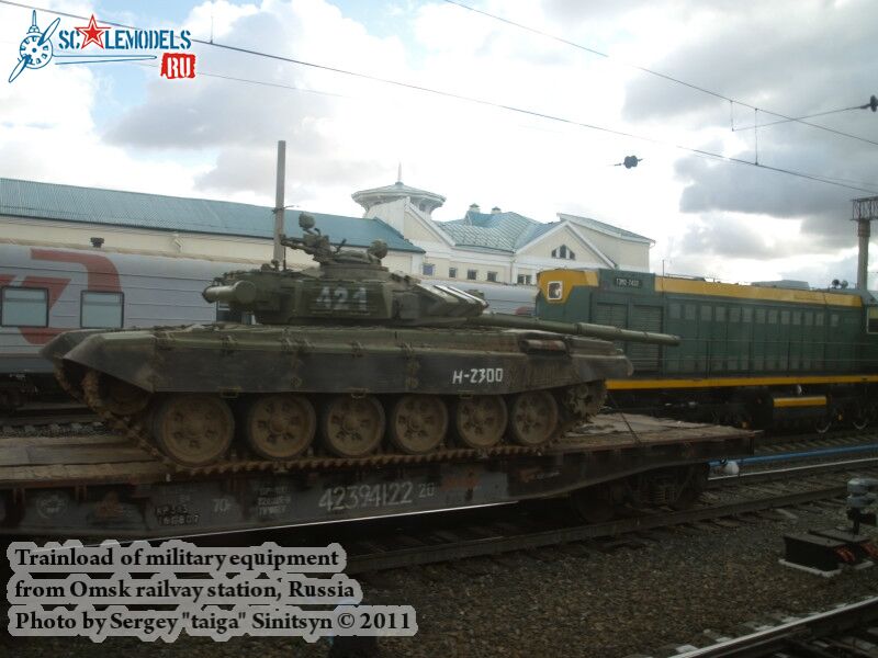 tanks_in_omsk_0101.jpg