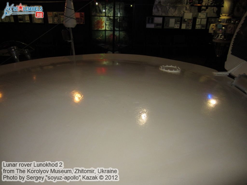 Lunokhod-2_0002.jpg