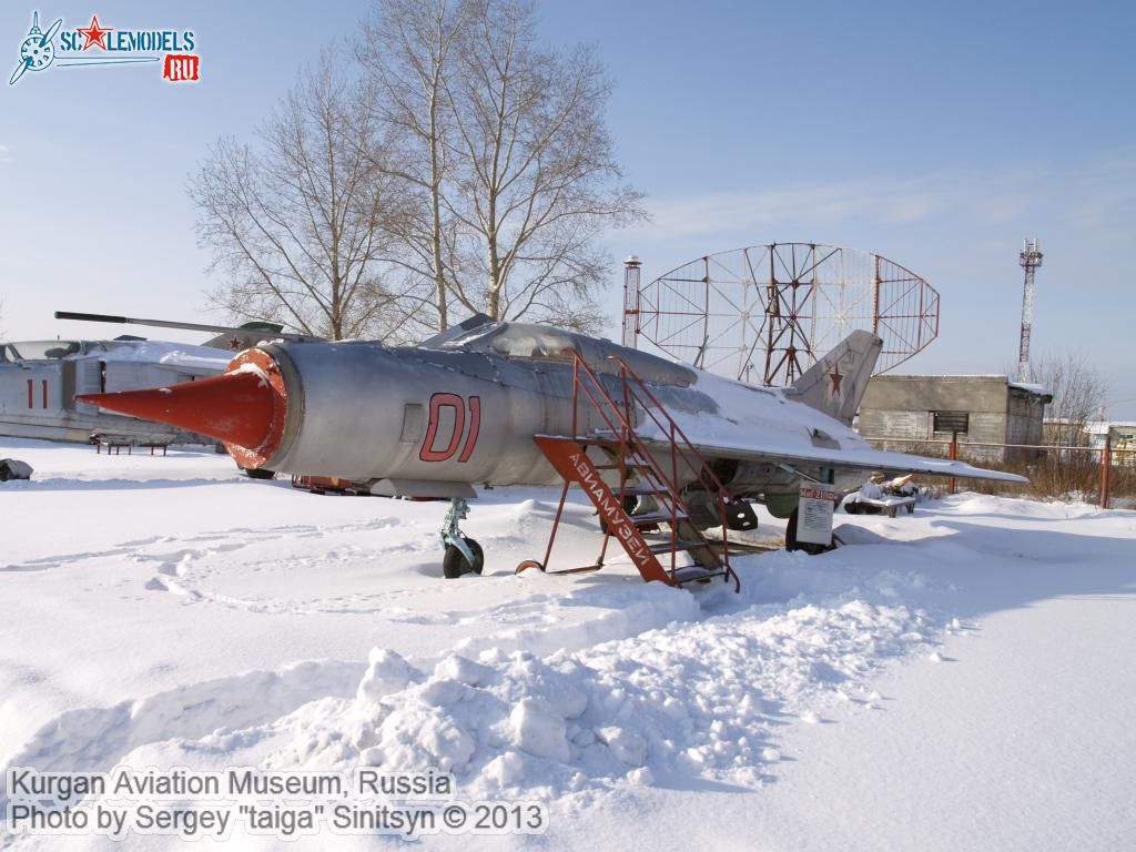 Kurgan_aviation_museum_0019.jpg