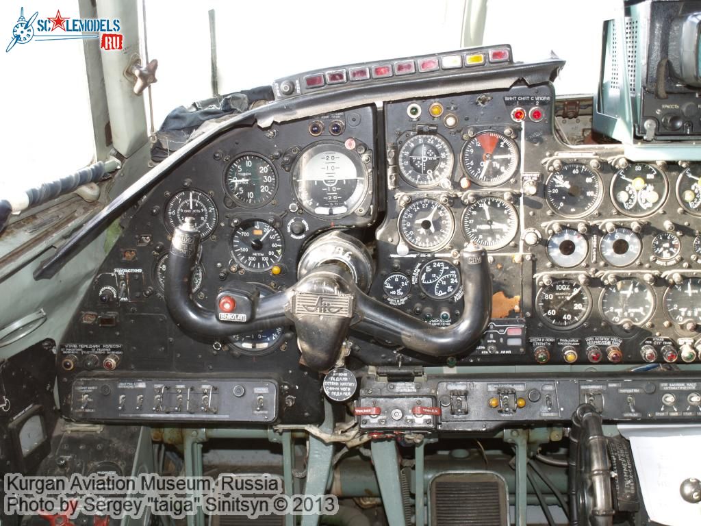 Kurgan_aviation_museum_0058.jpg