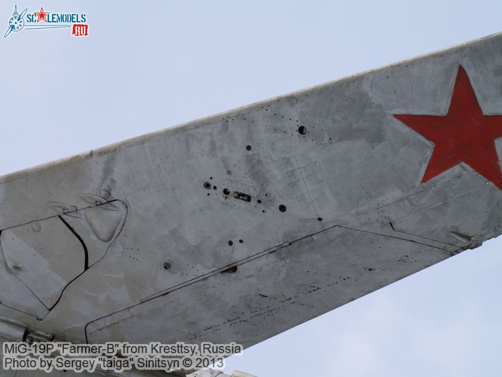 MiG-19P_Farmer-B_0003.jpg
