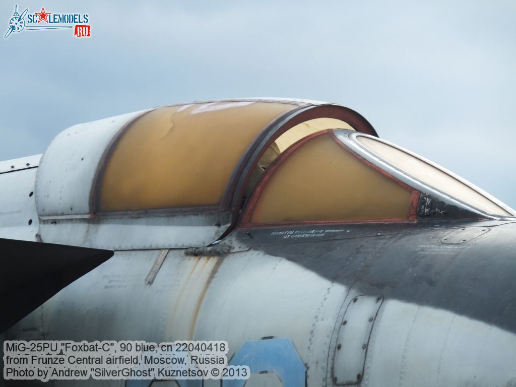 MiG-25PU_0002.jpg