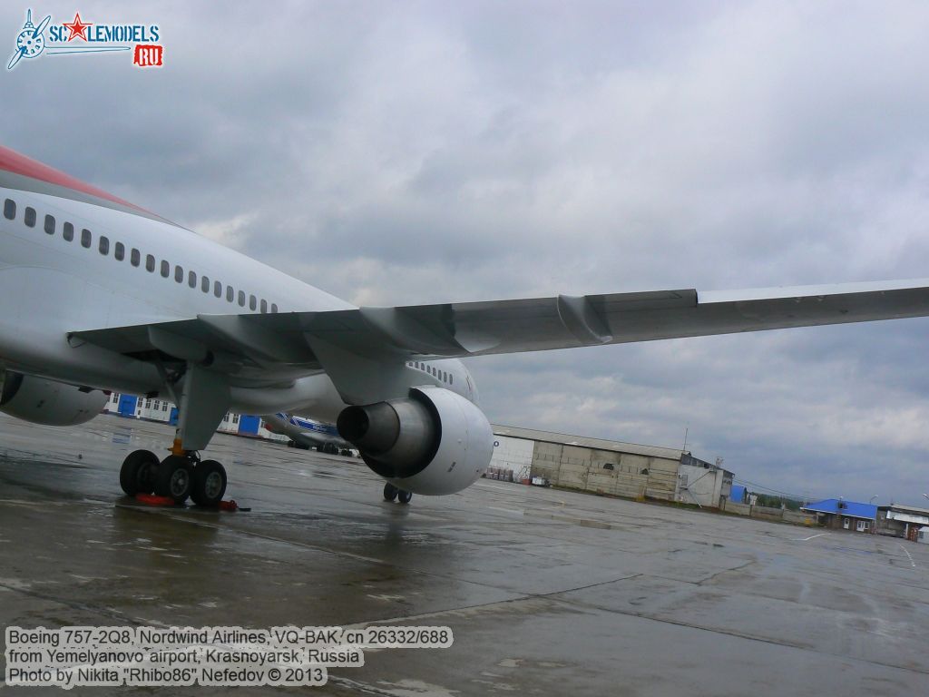Boeing-757_VQ-BAK_0043.jpg