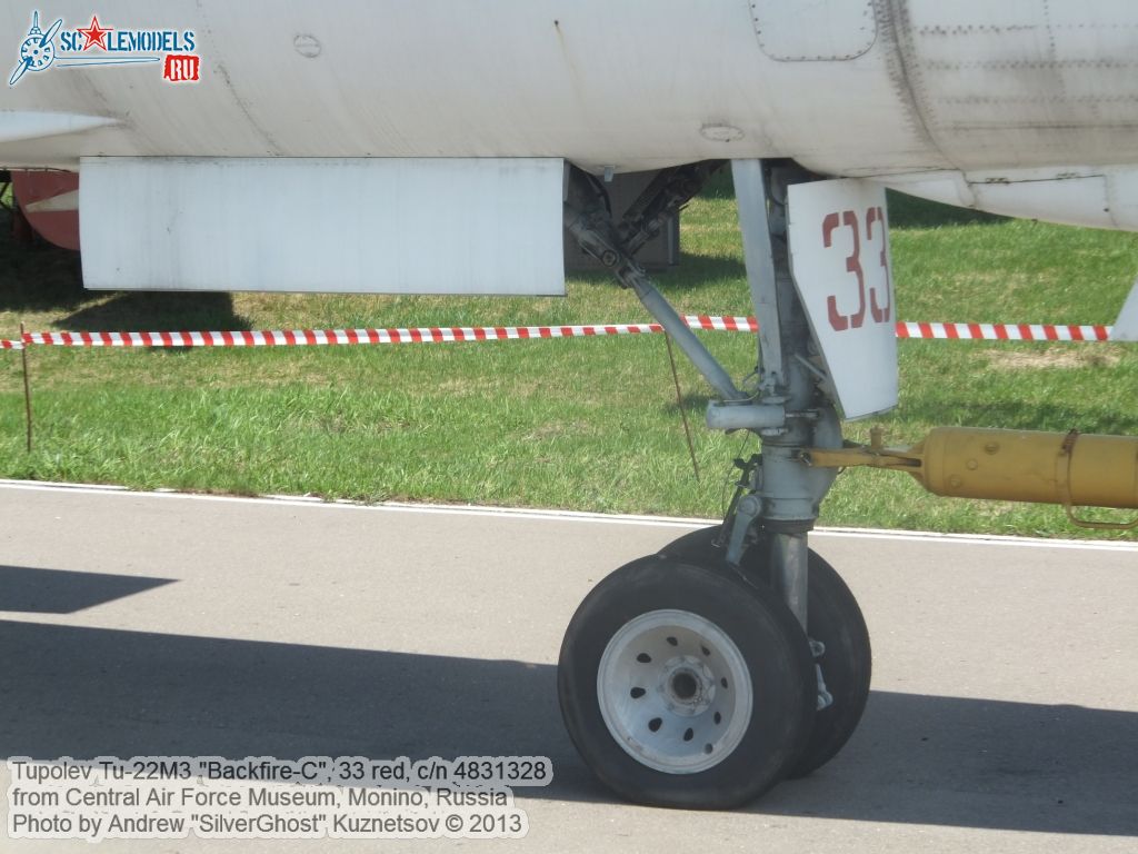 Tu-22M3_Backfire-C_0040.jpg