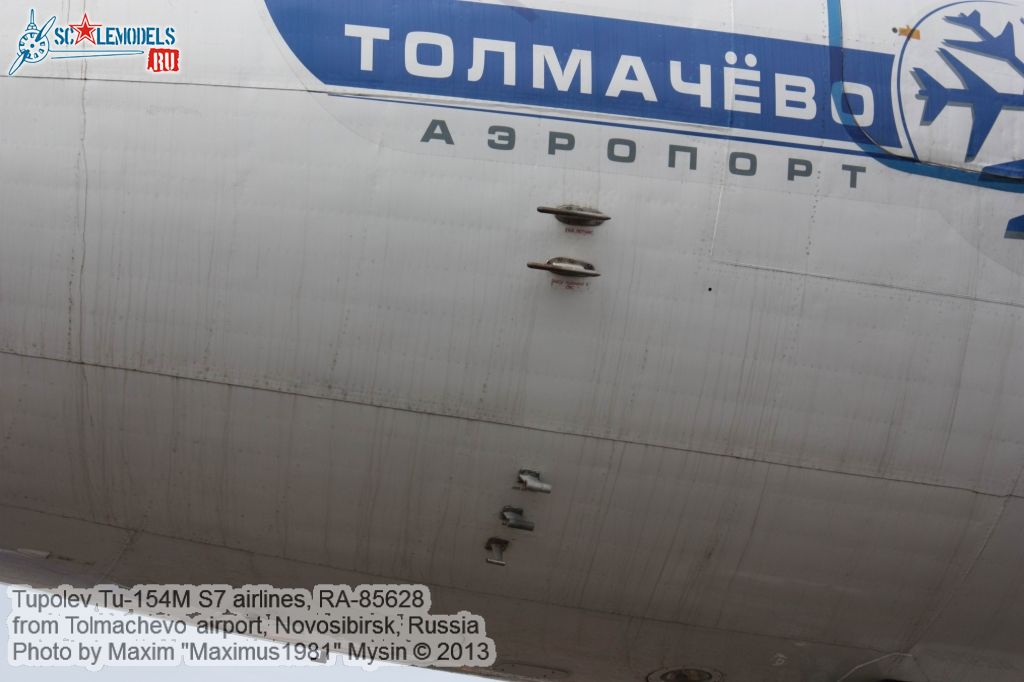 Tu-154M_RA-85628_0031.jpg