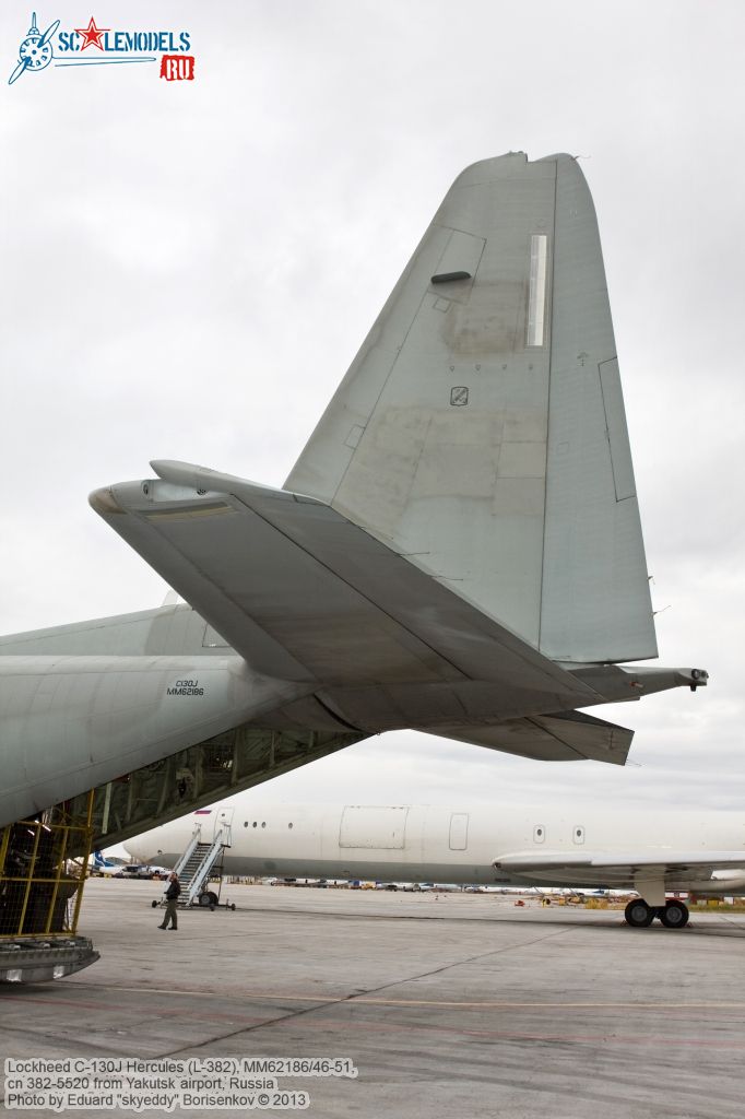 Lockheed_C-130J_Hercules_0020.jpg