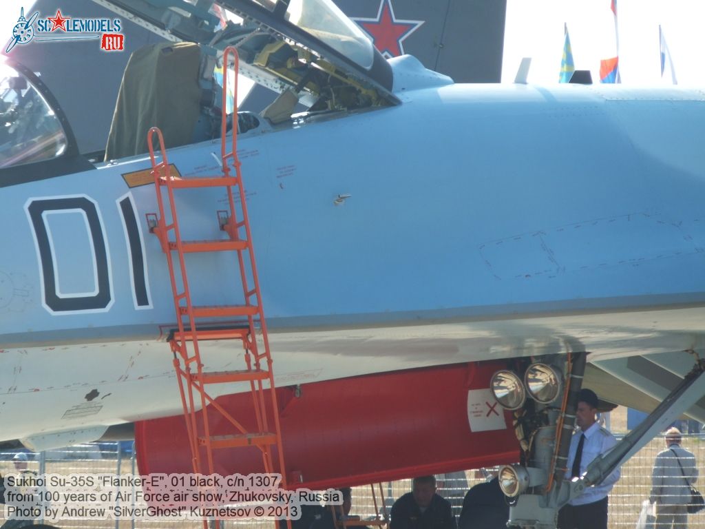 Su-35S_Flanker-E_0007.jpg