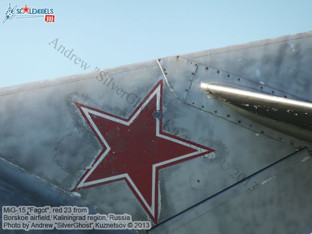 MiG-15_Fagot_0005.jpg