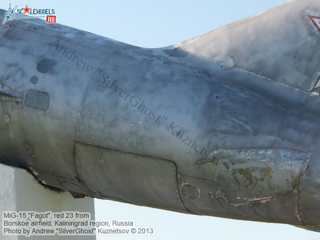 MiG-15_Fagot_0026.jpg