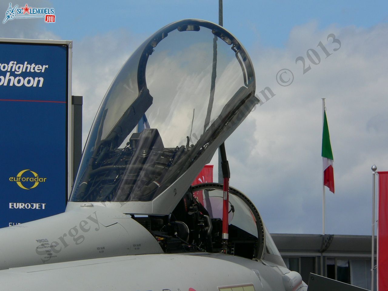 Eurofighter Typhoon (10).JPG