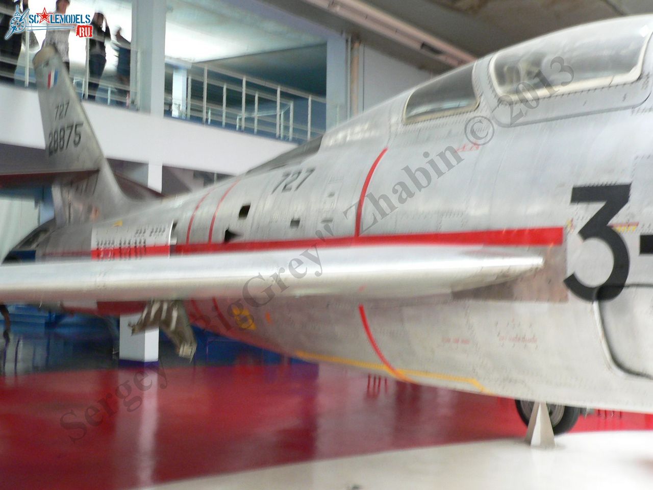 F-84F Thunderstreak_12.JPG