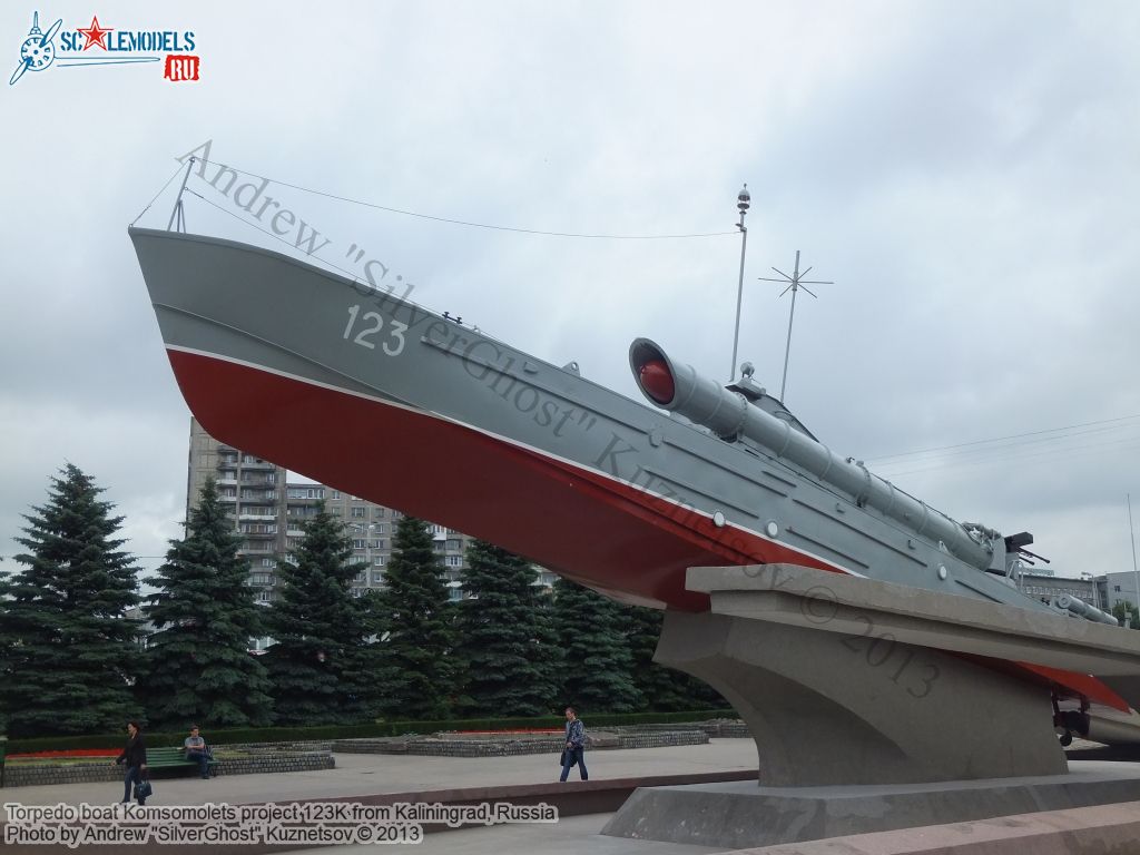 Torpedo_boat_Komsomolets_40.jpg