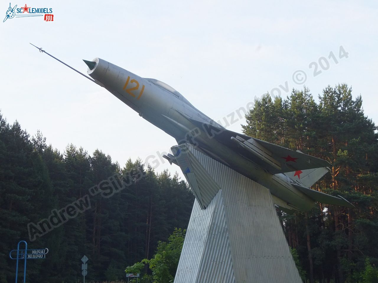 MiG-21F-13_0001.jpg