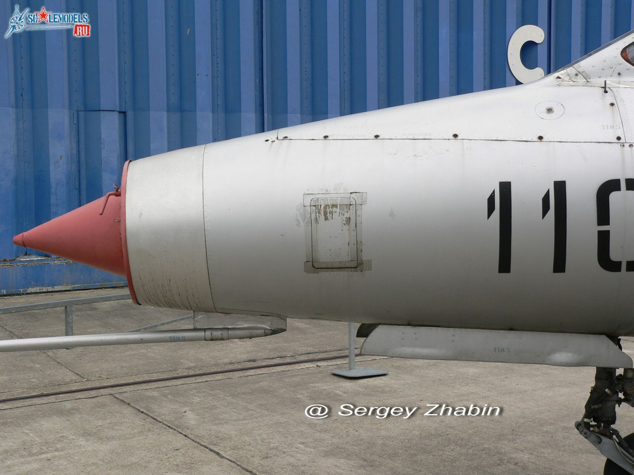 MiG-21F-13_24.jpg