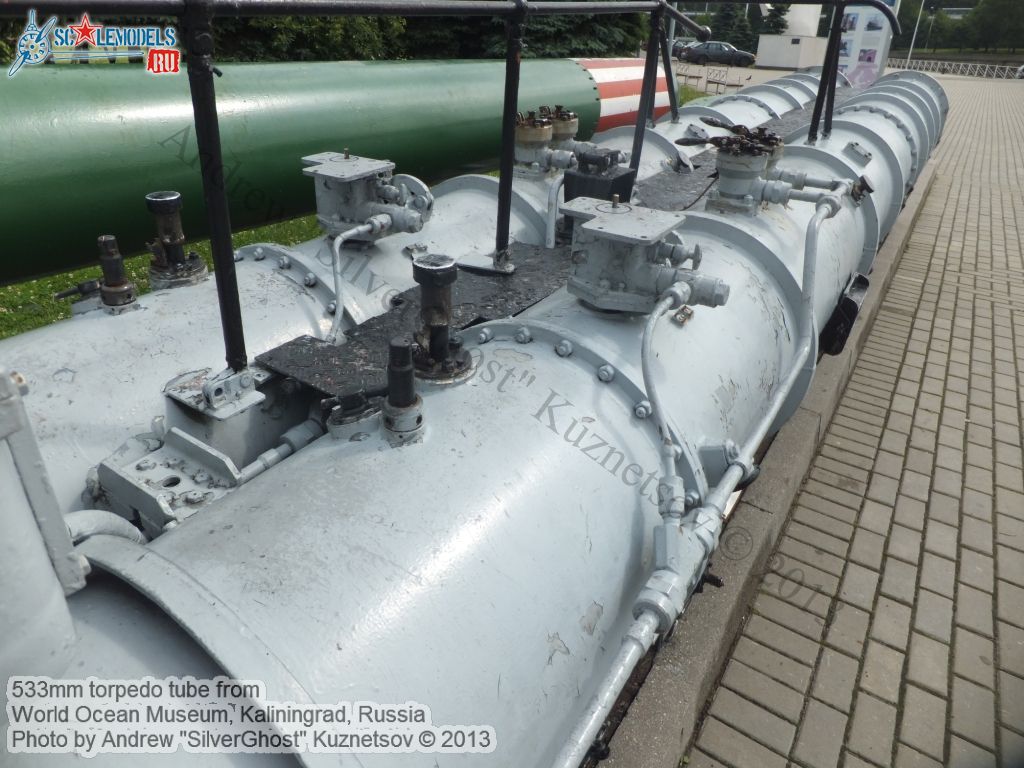 533mm_Torpedo_tube_0003.jpg