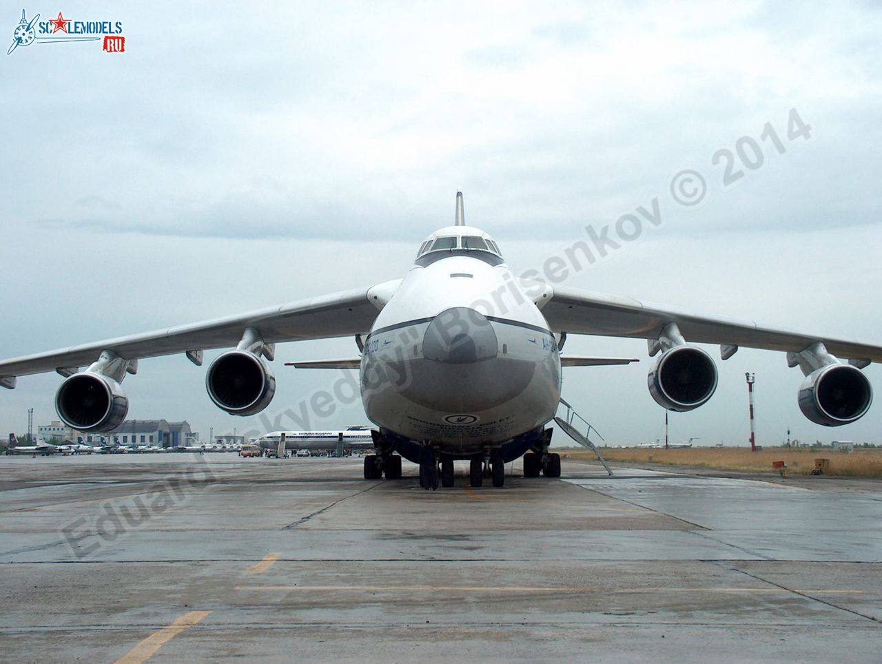 An-124_RA-82014_0010.jpg