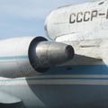 Yak-42_USSR-10985_0038.jpg
