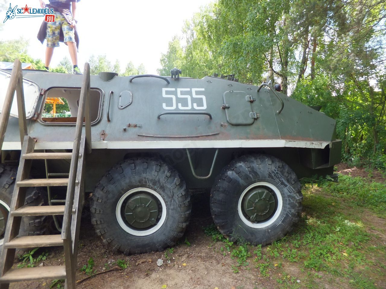 BTR-60_0002.jpg