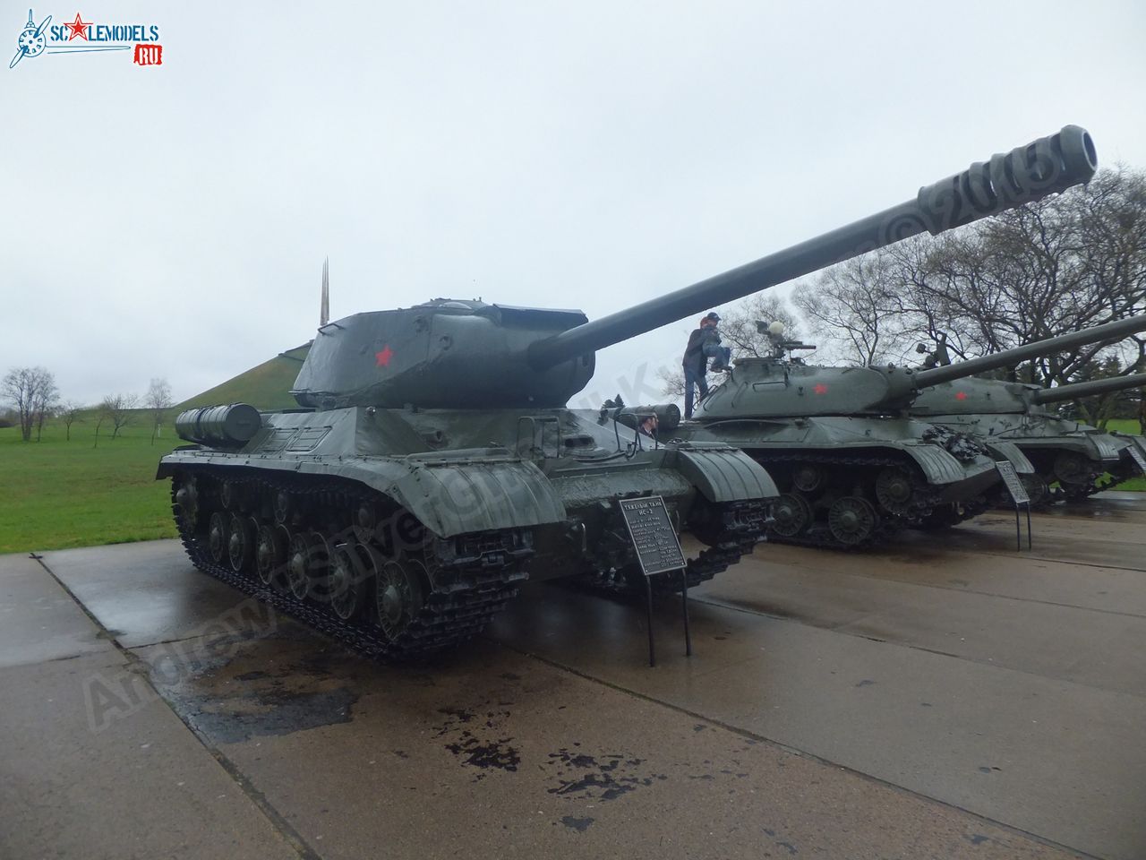 IS-2_0010.jpg