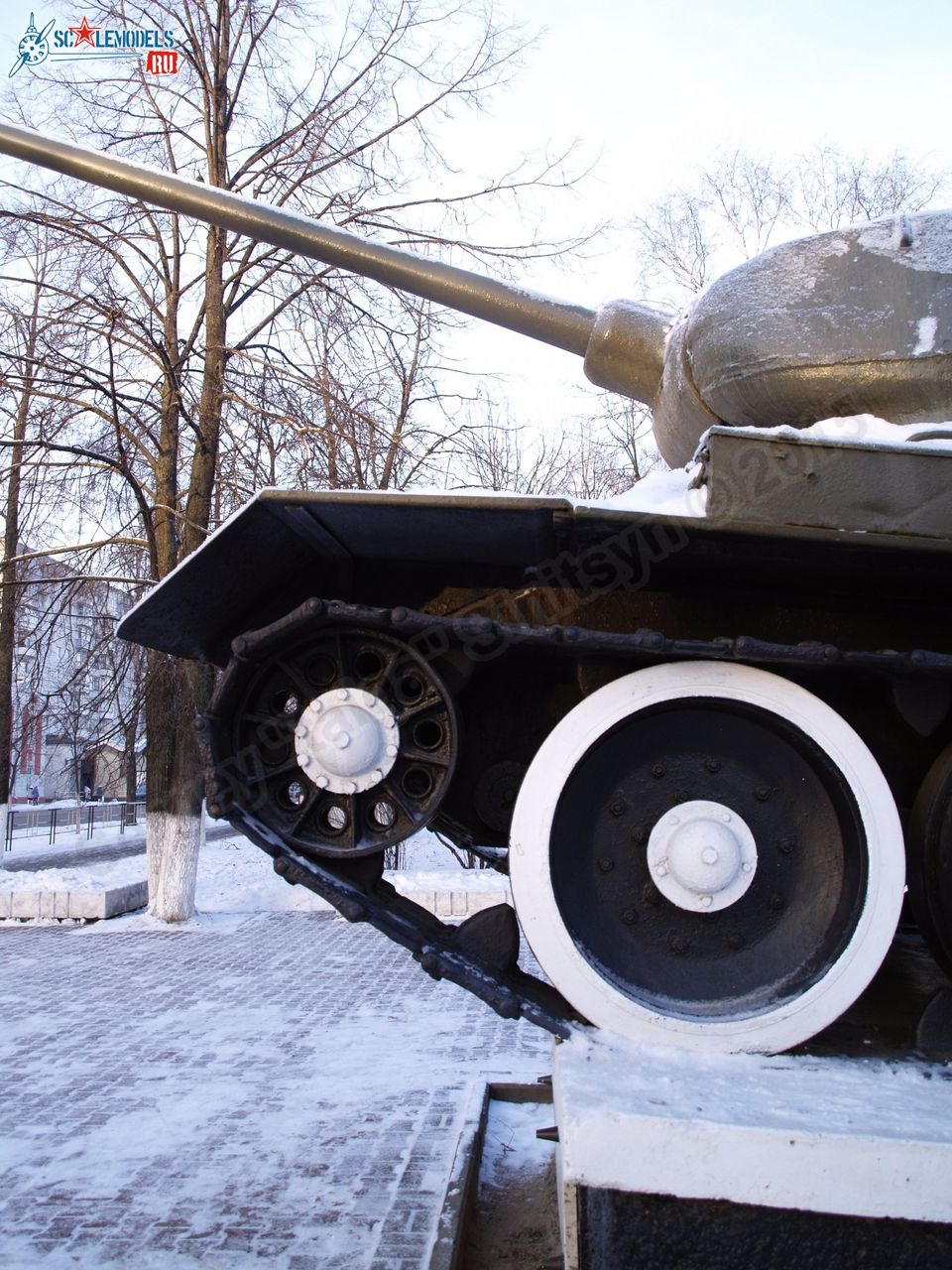 T-34-85_0021.jpg