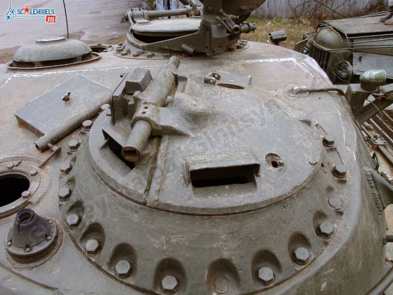 T-62_turret_0005.jpg