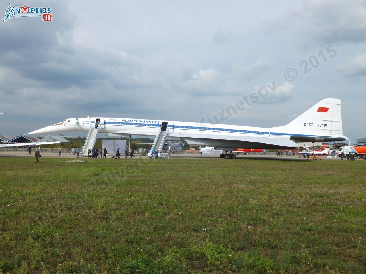 Tu-144D_USSR-77115_0001.jpg
