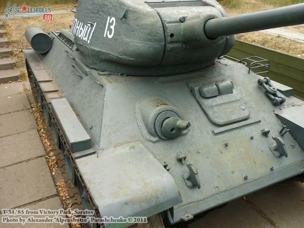 t-34-85_1944_0002.jpg