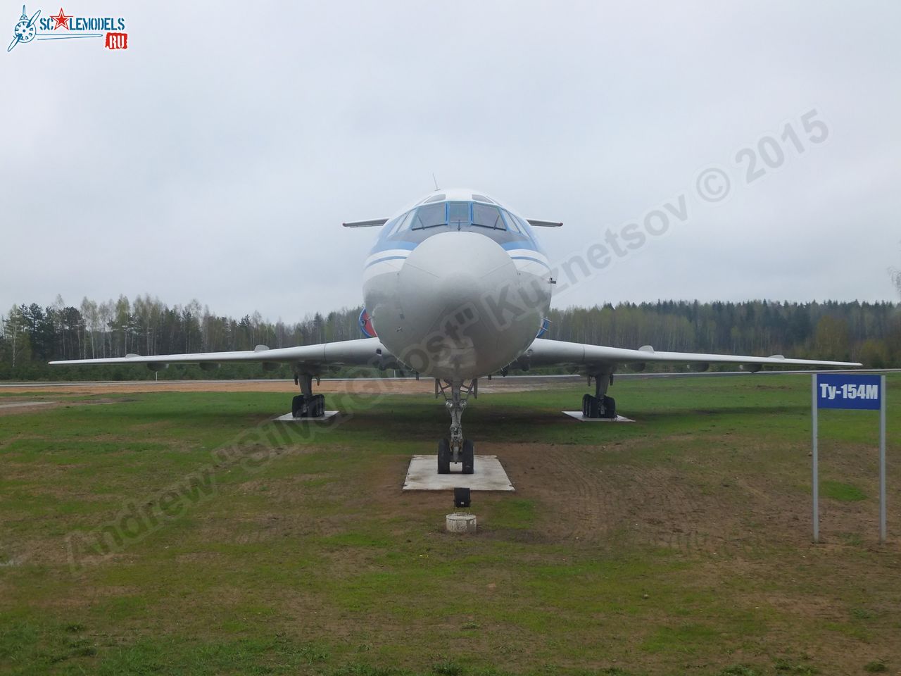 Tu-154M_EW-85706_0003.jpg