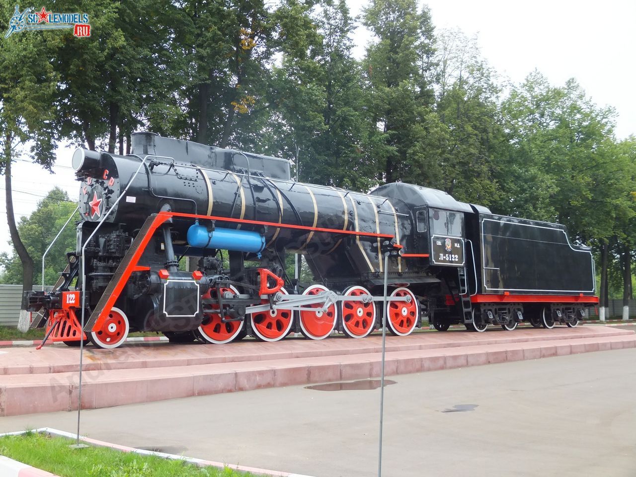 L-5122_locomotive_0001.jpg