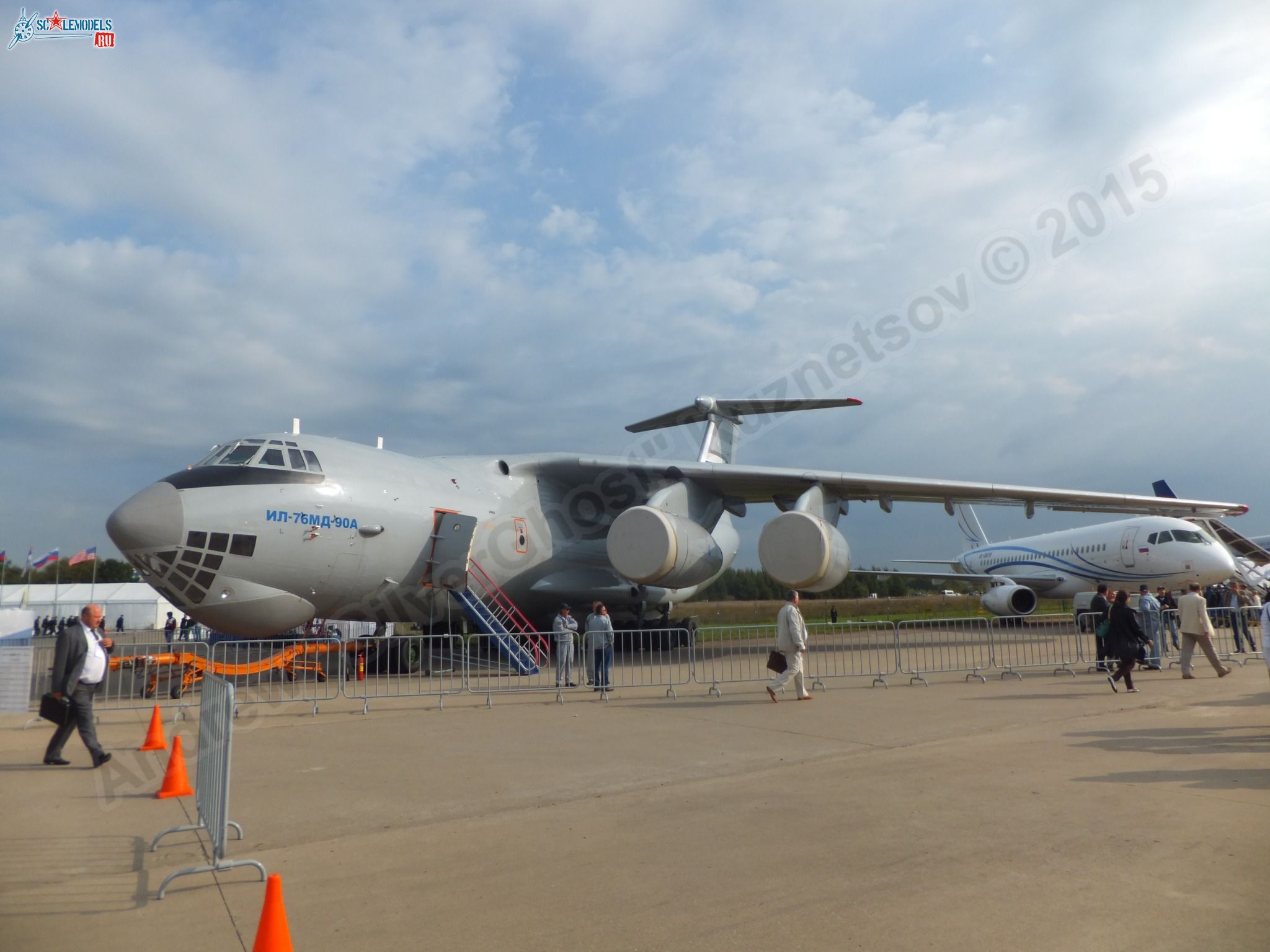 Il-76MD-90A_78650_0000.jpg